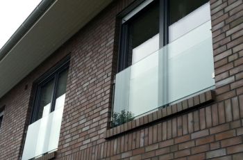 4. Vista Glass juliet balcony systems in Cambridge, Chelmsford, Ipswich, Bishop's Stortford and Colchester